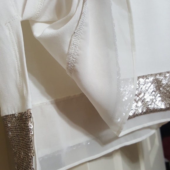 Pretty and elegant blouse.πΈπ€π€π€π€πΈ - Picture 4 of 8